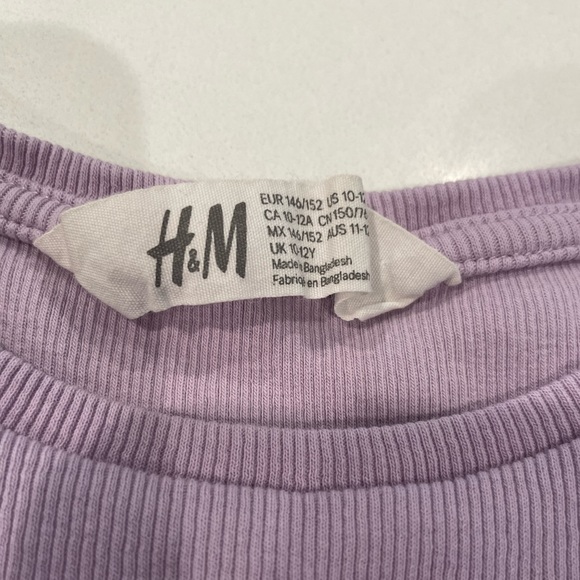 H&M youth purple “kindness” short sleeve shirt - Picture 2 of 5